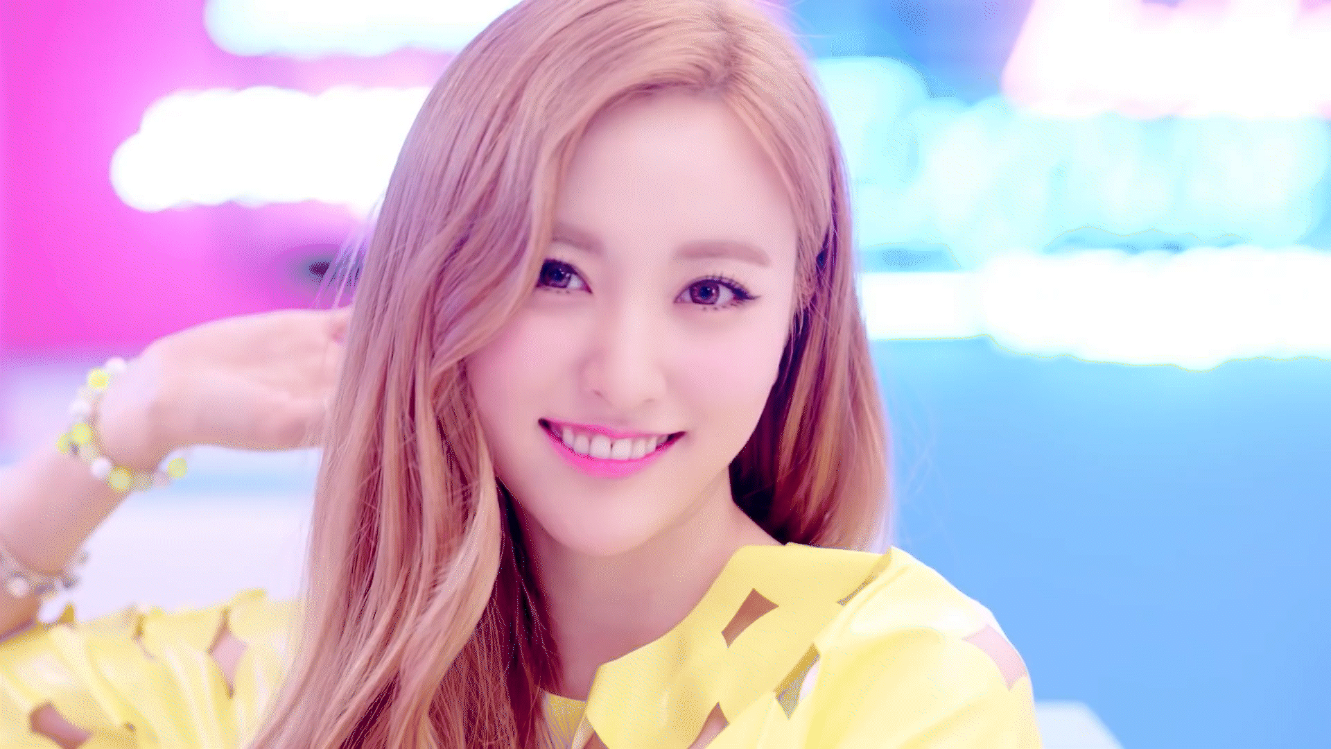 https://www.upload.ee/image/18324041/BESTie_-_Excuse_Me_1.gif