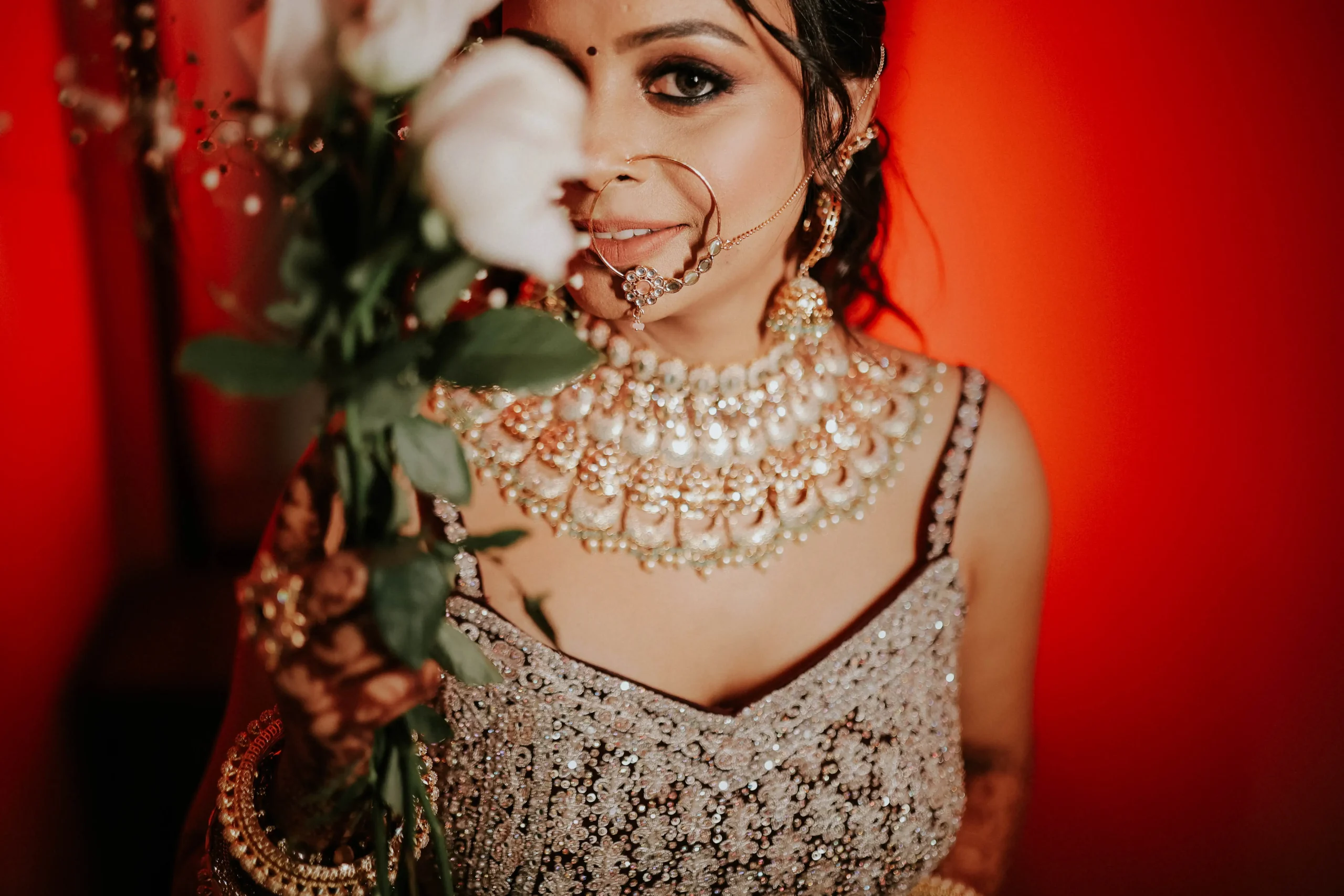 Candid vs Traditional Wedding Photography – Which is Better?
