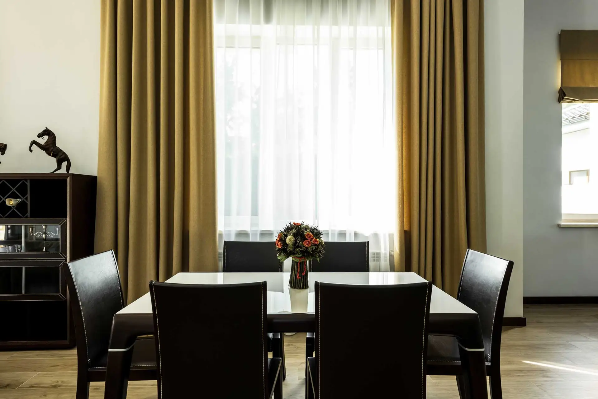 Custom Soft Window Treatments Elegant Drapery Valances and Cornices for Modern Interiors