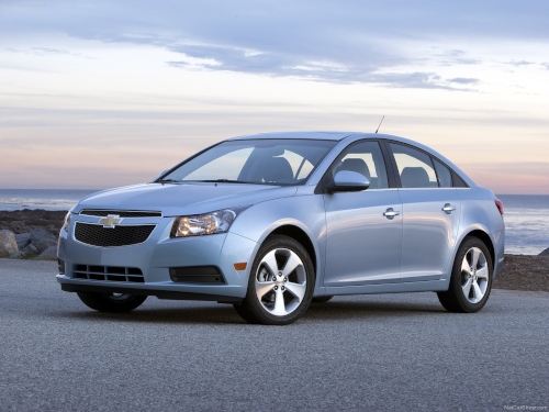 Chevrolet-Cruze_2011_1600x1200_wallpaper_02.jpg