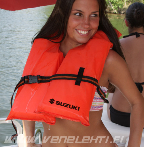 gsxrlifejacket.jpg