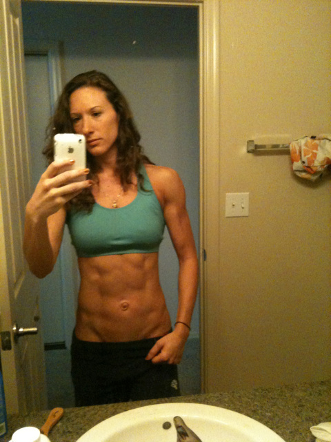 Chick_Abs__1068_.jpg