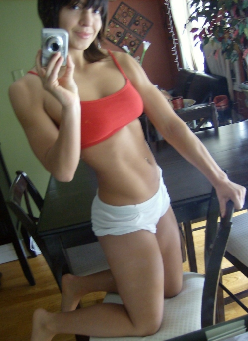 Chick_Abs__1138_.jpg