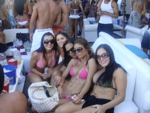 Chick_Abs__708_.jpg