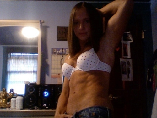 Chick_Abs__894_.jpg