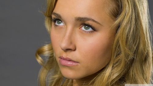 hayden_panettiere_35-wallpaper-1920x1080.jpg