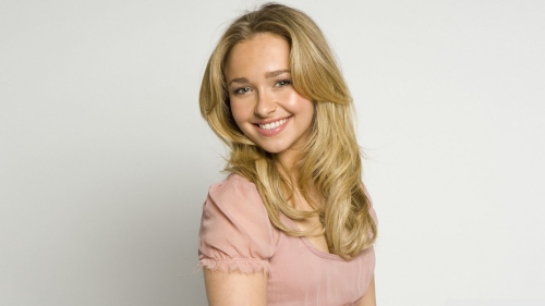 hayden_panettiere_8-wallpaper-1920x1080.jpg