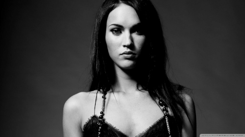 megan_fox_54-wallpaper-1920x1080.jpg