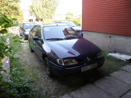 Renault_001.jpg