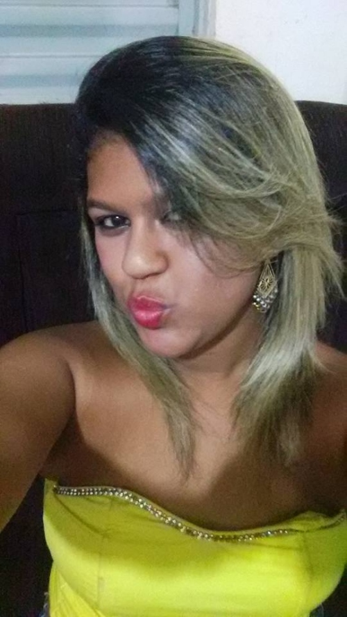 QTSANDS_-_PORNOGRAPHY_NUDES_ALINE_MOREIRA_01.jpg