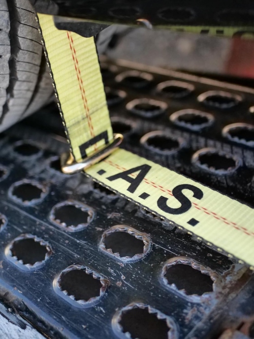 D.A.S._Car_Hauler_Straps_-_3333lb__yellow.jpg