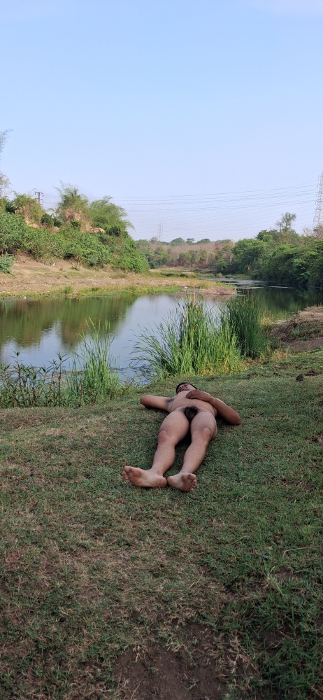 arjun_indian_gay.jpg