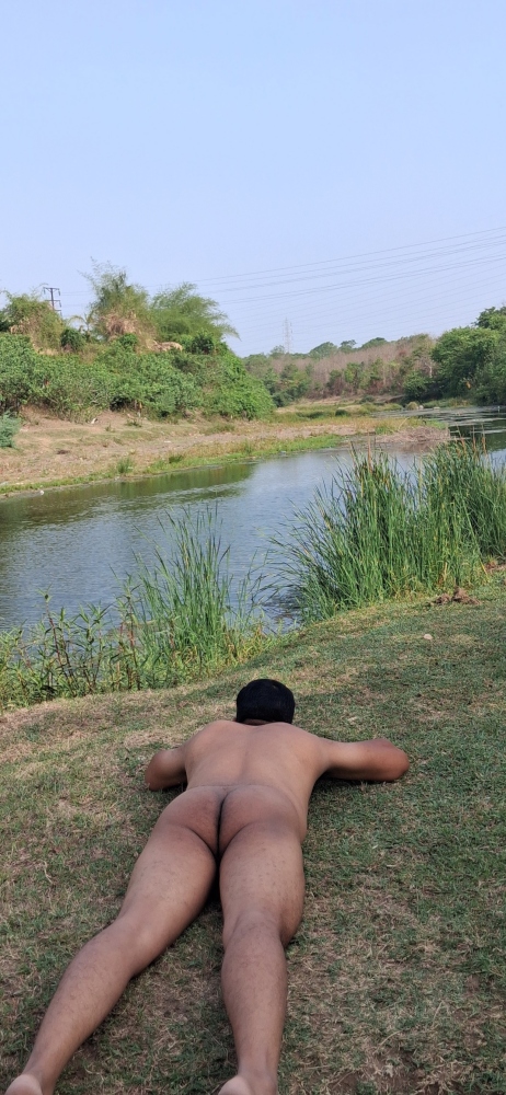 indian_gay_arjun_.jpg