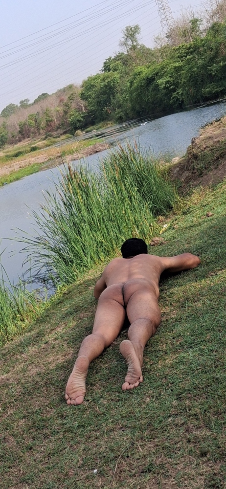 Desi_gay_arjun.jpg