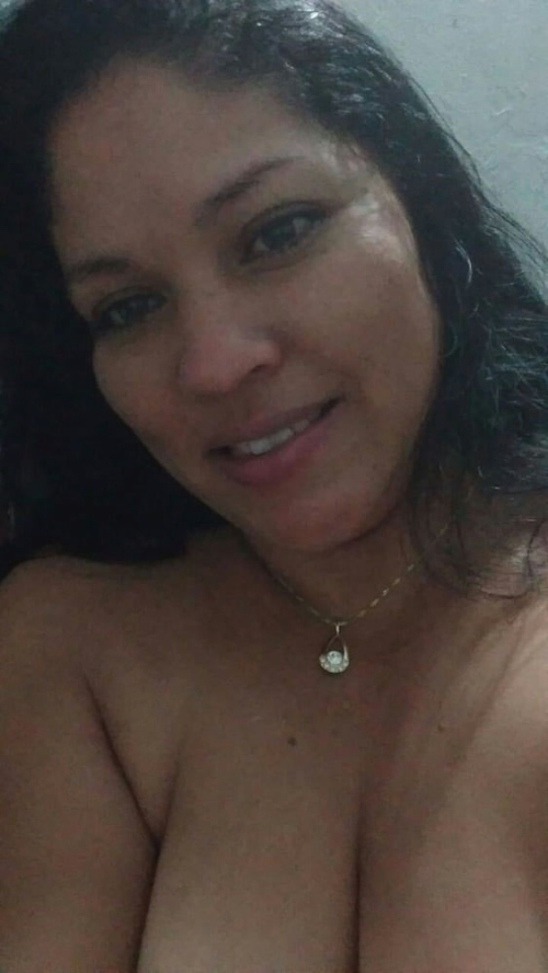 Amateurs_Bobs_Nudes_20.jpg