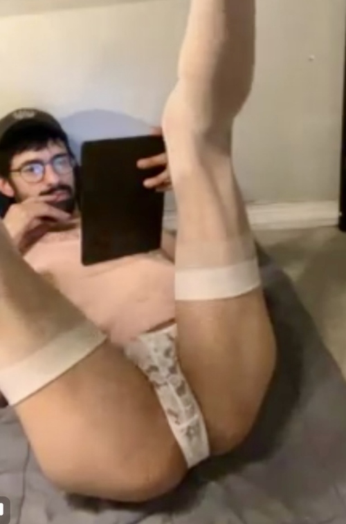 Bazarovthefag_legsup.jpg