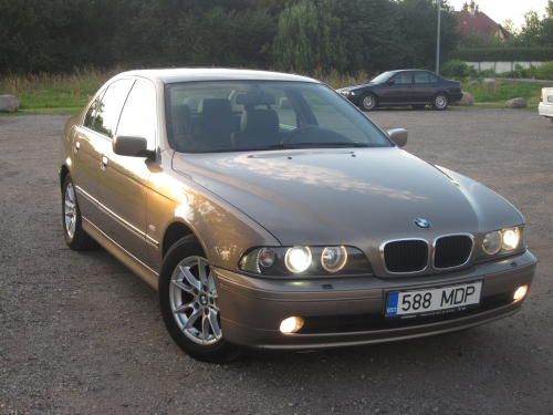 E39_525i.jpg