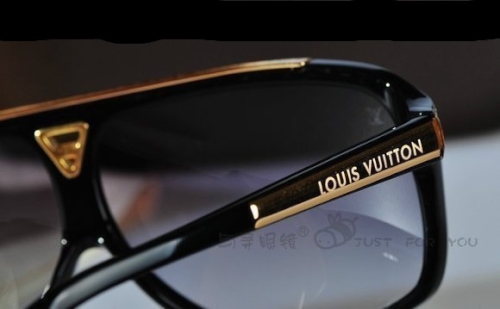 louis_vuitton_28_euri.jpg