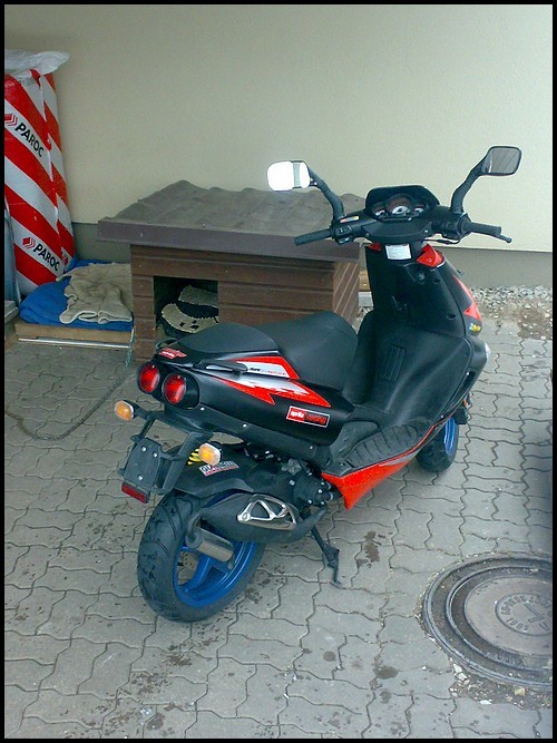 Aprilia3.jpg