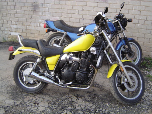 xj700_vs_cb900.jpg