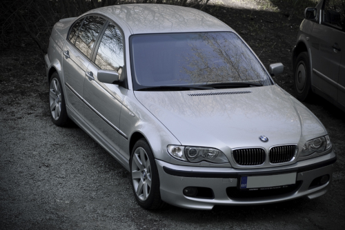 2004_Silbergrau_BMW_E46_320iA_Sedan__M-Tech_II_.jpg