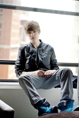 justinbieber_1273899152.jpg