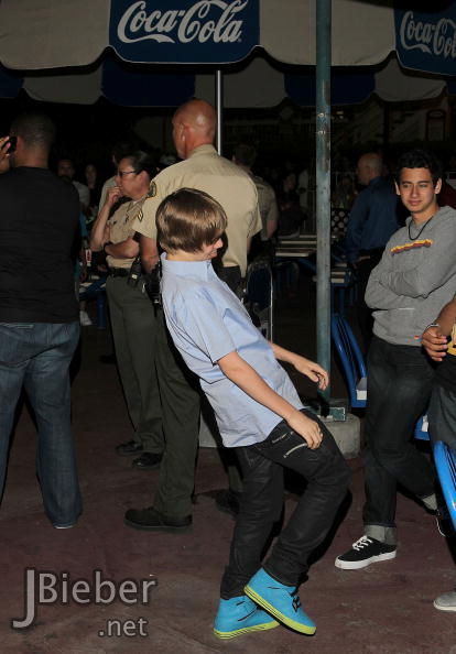 justinbieber_1273609693.jpg