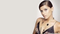 nelly_furtado_2-wallpaper-1920x1080.jpg