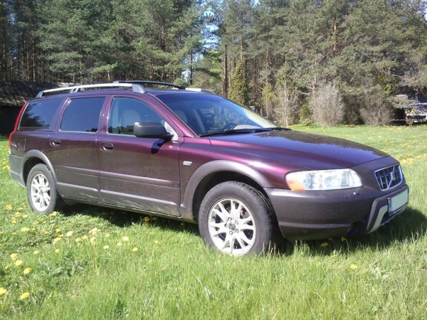 VOLVO XC70